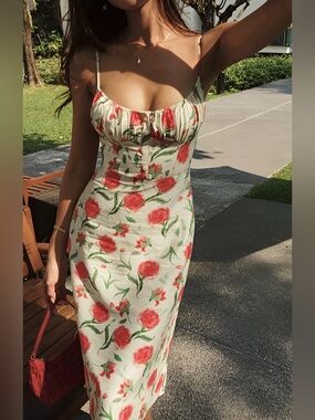 Commense Floral Ruched Button Detail Dress new with tags size XS